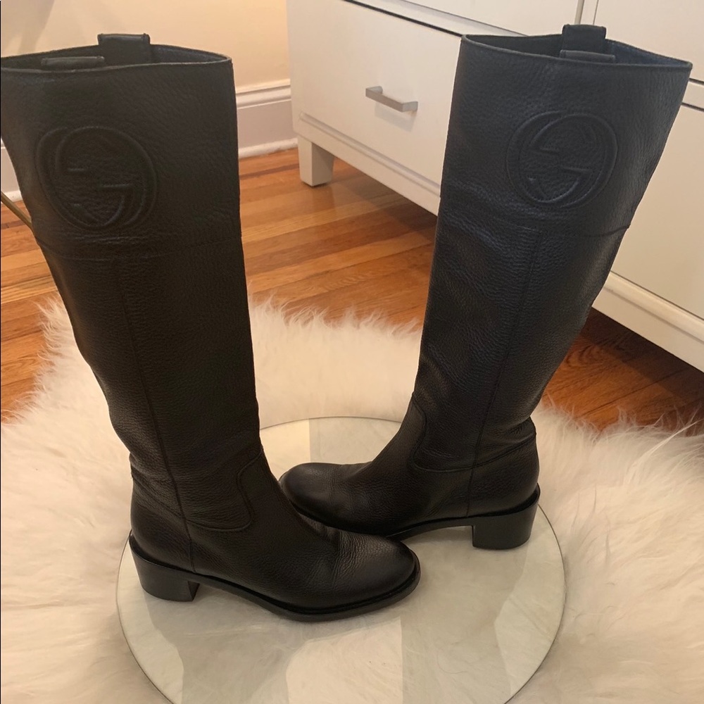 Gucci SOHO pebbled leather riding boots